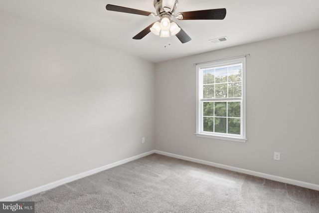 97 PORTSMOUTH CT, Falling Waters, WV 25419
