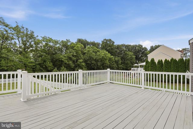 97 PORTSMOUTH CT, Falling Waters, WV 25419