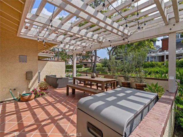 16 Sausalito West, Manhattan Beach, CA 90266