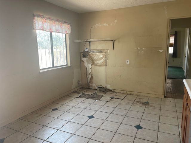 5405 Mountain Road NE, Albuquerque, NM 87110