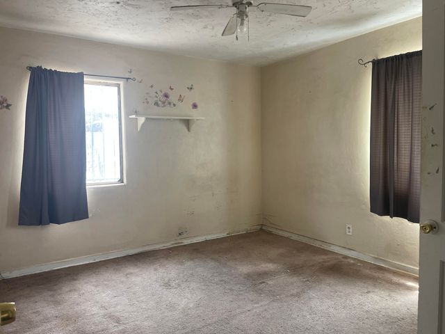 5405 Mountain Road NE, Albuquerque, NM 87110