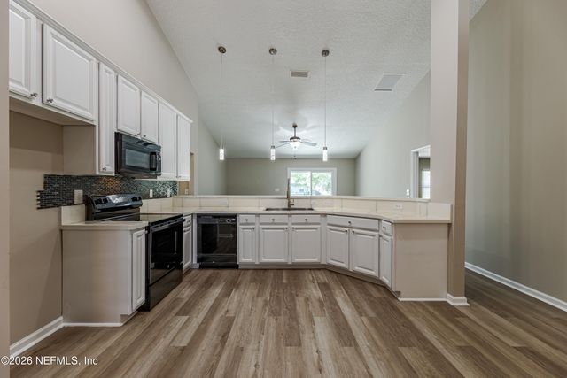 14065 EAGLE FEATHERS Drive, Jacksonville, FL 32226