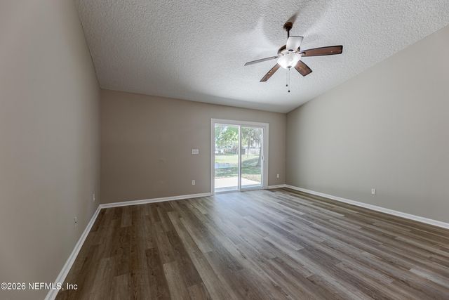 14065 EAGLE FEATHERS Drive, Jacksonville, FL 32226