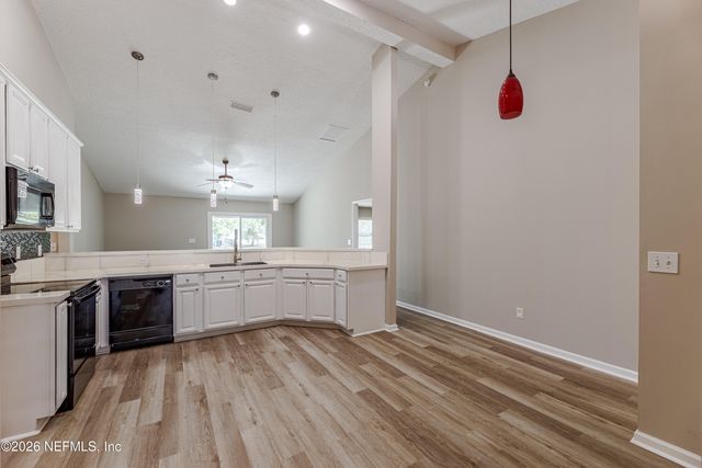 14065 EAGLE FEATHERS Drive, Jacksonville, FL 32226