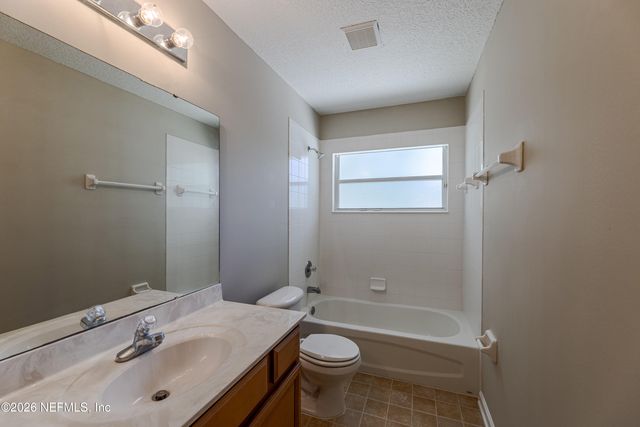 14065 EAGLE FEATHERS Drive, Jacksonville, FL 32226