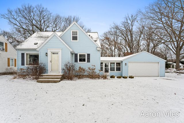 119 Vanderveen Avenue, Holland, MI 49424