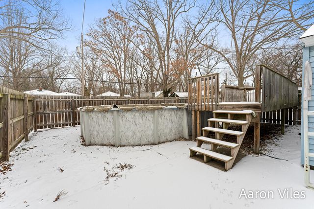 119 Vanderveen Avenue, Holland, MI 49424