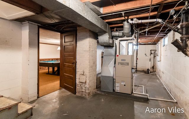 119 Vanderveen Avenue, Holland, MI 49424