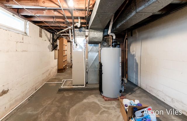 119 Vanderveen Avenue, Holland, MI 49424