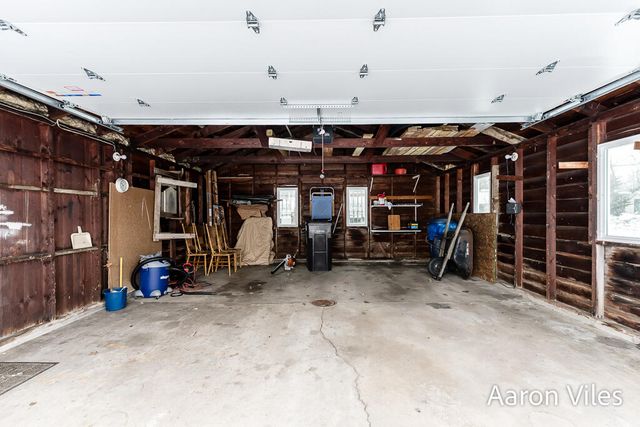 119 Vanderveen Avenue, Holland, MI 49424