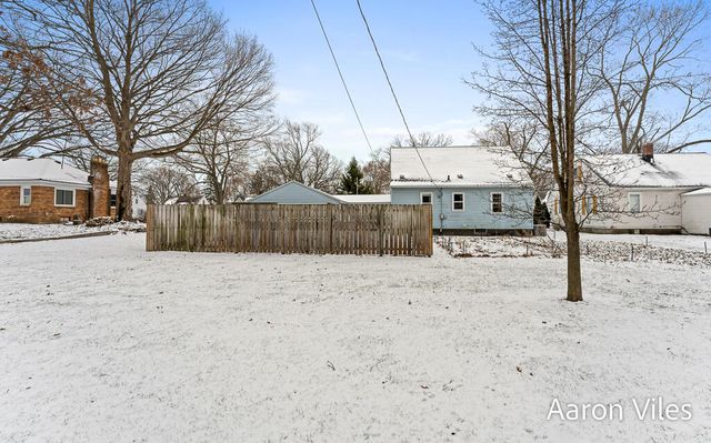 119 Vanderveen Avenue, Holland, MI 49424