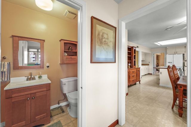 1344 Magnolia Ave, Modesto, CA 95350