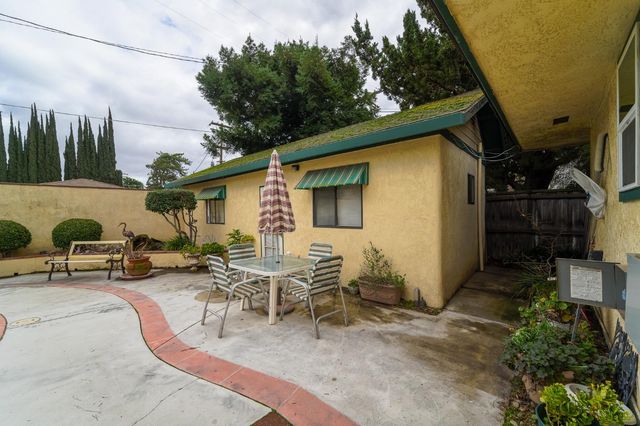 1344 Magnolia Ave, Modesto, CA 95350