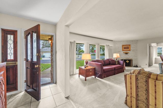 1344 Magnolia Ave, Modesto, CA 95350