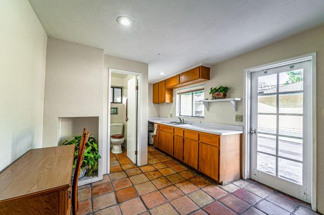 1344 Magnolia Ave, Modesto, CA 95350