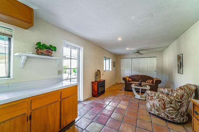 1344 Magnolia Ave, Modesto, CA 95350