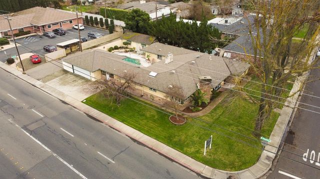 1344 Magnolia Ave, Modesto, CA 95350