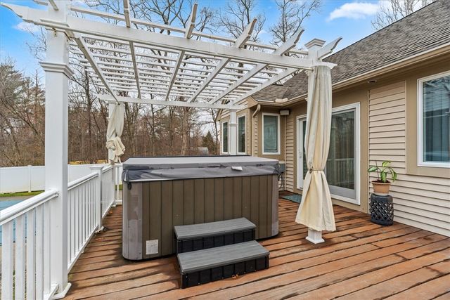 267 Chestnut Street, Seekonk, MA 02771