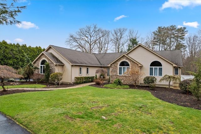 267 Chestnut Street, Seekonk, MA 02771