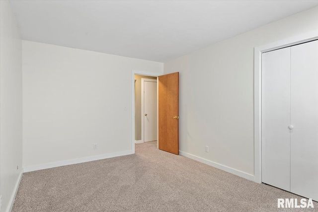 2357 GRINNELL Drive, Springfield, IL 62704