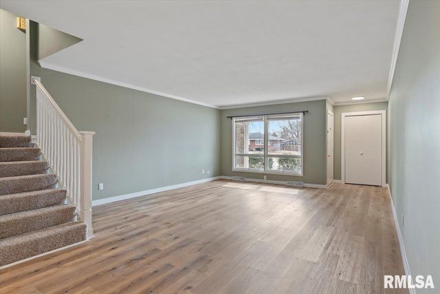 2357 GRINNELL Drive, Springfield, IL 62704