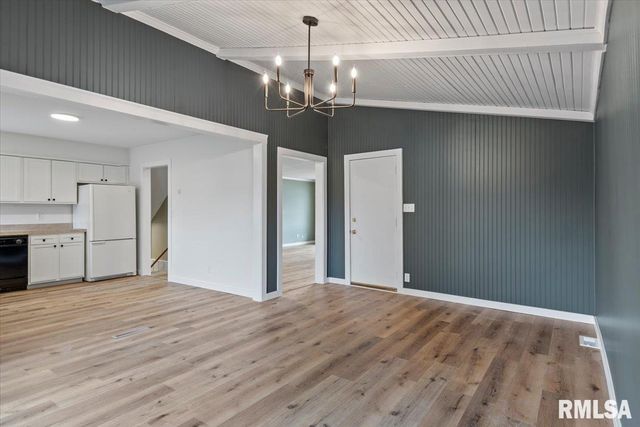 2357 GRINNELL Drive, Springfield, IL 62704