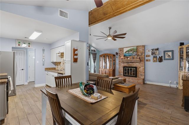 2528 Live Oak St, Ingleside, TX 78362