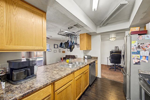 13823 N 34TH Avenue, Phoenix, AZ 85053
