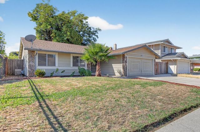 7633 Clement Cir, Sacramento, CA 95828
