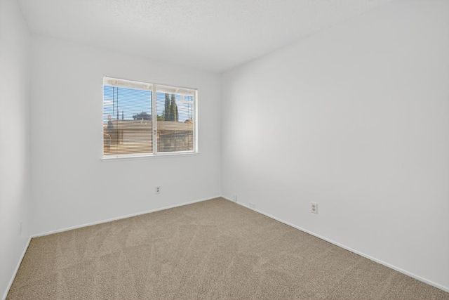 7633 Clement Cir, Sacramento, CA 95828
