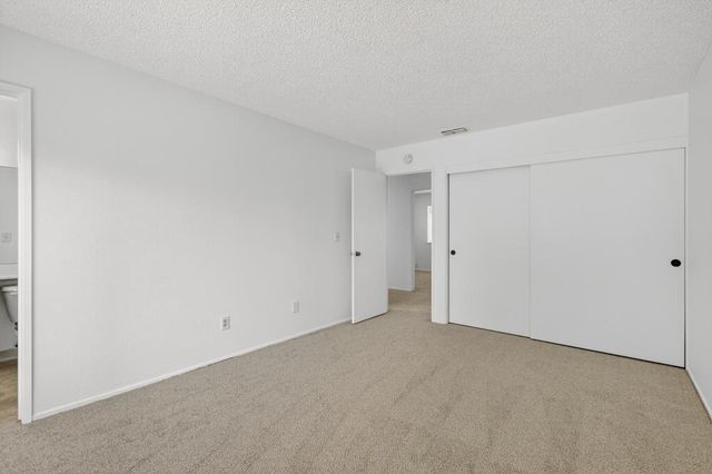 7633 Clement Cir, Sacramento, CA 95828