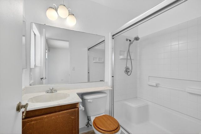 7633 Clement Cir, Sacramento, CA 95828