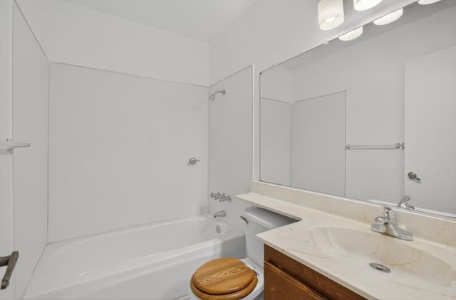7633 Clement Cir, Sacramento, CA 95828