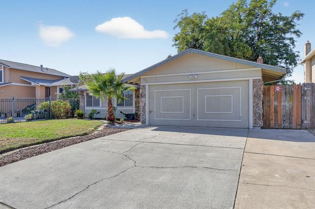 7633 Clement Cir, Sacramento, CA 95828