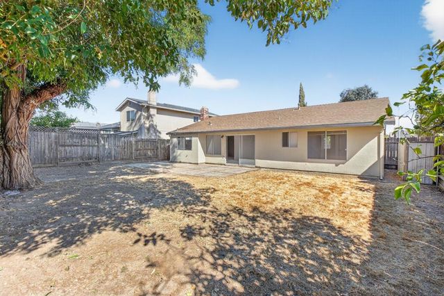 7633 Clement Cir, Sacramento, CA 95828