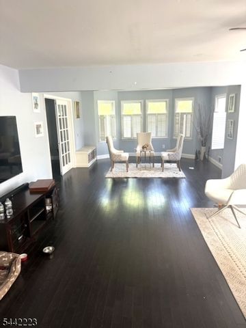 5 Masada St, Franklin Twp., NJ 08873
