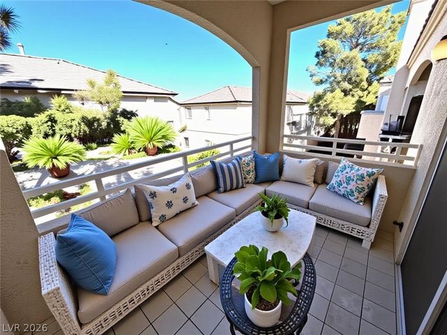 1900 North Torrey Pines Drive 217, Las Vegas, NV 89108