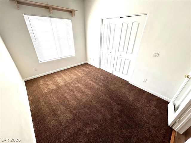 1900 North Torrey Pines Drive 217, Las Vegas, NV 89108