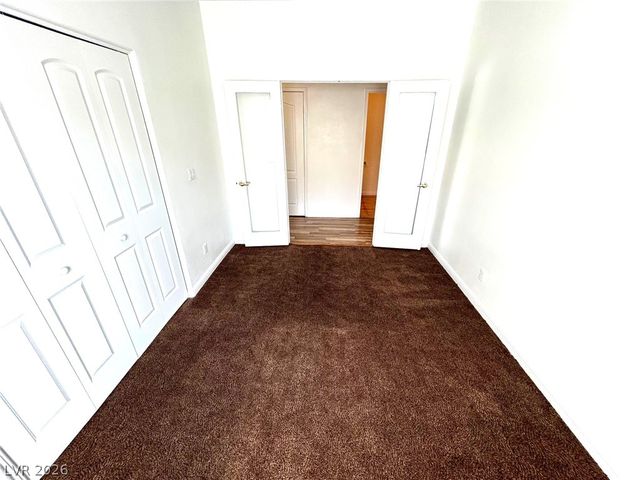 1900 North Torrey Pines Drive 217, Las Vegas, NV 89108