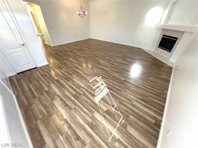 1900 North Torrey Pines Drive 217, Las Vegas, NV 89108