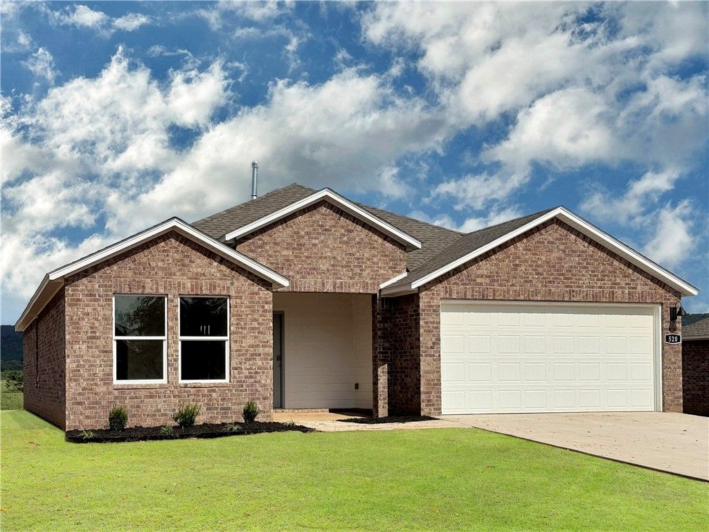 4803 W Folsom Street, Fayetteville, AR 72704