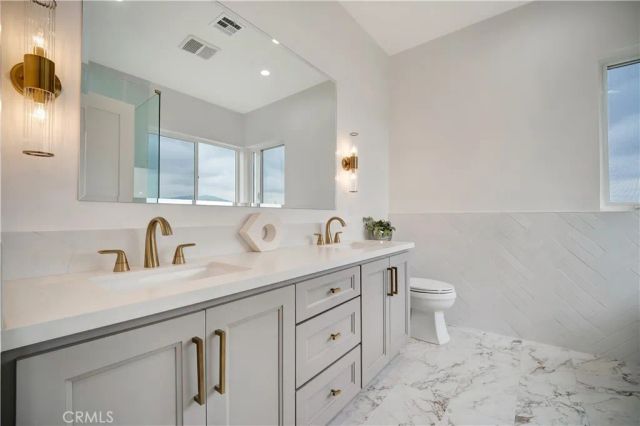 12511 Haleh Ln, Sylmar, CA 91342