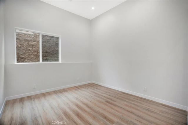 12511 Haleh Ln, Sylmar, CA 91342