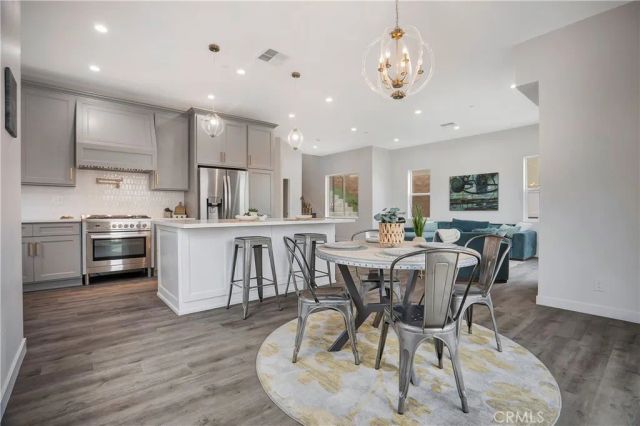 12511 Haleh Ln, Sylmar, CA 91342