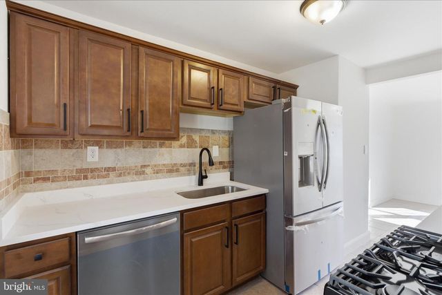 6714 PARKWOOD ST, Hyattsville, MD 20784