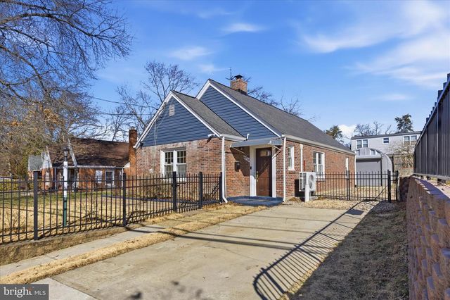 6714 PARKWOOD ST, Hyattsville, MD 20784