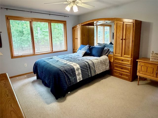 15674 Sheridan Avenue, Clive, IA 50325