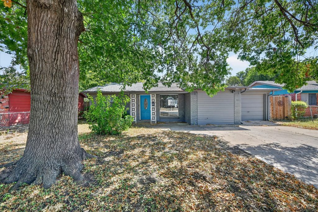 3732 Bluebell Drive, Everman, TX 76140 — exterior