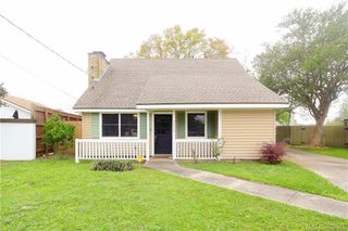 4272 Holly Hill Court, Lake Charles, LA 70605