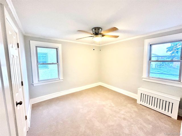 13749 231st Street, Laurelton, NY 11413